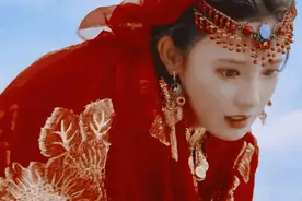 十二位古装红衣姑娘，赵丽颖最萌，白鹿最漂亮图片