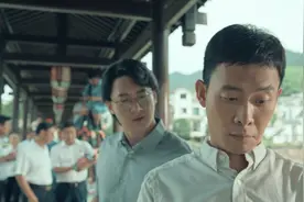 7天狂破17亿，票房口碑双冠军！这国产大片胜在选对了演员图片