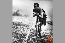 直击旧西藏农奴制下农奴的悲惨生活：被当马骑，图九看了让人想哭图片