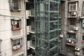 老房子加装电梯，搞懂这些道理可以少扯皮，附相关法律条文图片