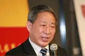真正的隐形富豪：从老师到变成千亿富翁，他的企业在全球排第一图片