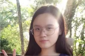 17岁她恋上父亲昔日57岁好友，为了男友，不惜与父亲闹上法庭图片
