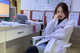 我这个28岁的大龄剩女，真的是在这个年纪找一个人结婚的很难图片