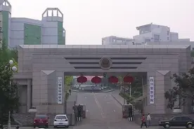 四川警察学院领导班子成员图片