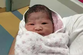 专家说，新生儿这3个地方越丑，身体素质可能越好，宝妈先别扔图片