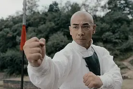 赵文卓三演霍元甲获好评，郑伊健李连杰黄元申演的霍元甲如何图片