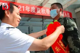 枣强县43名有志青年参军入伍绽放青春图片