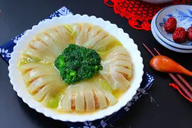大白菜太普通？花点小心思，蒸一蒸，成了一道高颜值的宴客菜图片