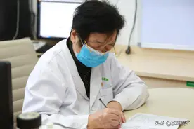 菏泽姑娘2年不孕，当地医院查出囊肿，老主任竟说囊肿不用治疗图片