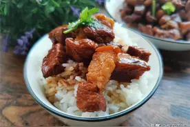 红烧肉的简单做法，颜色红亮，口感肥而不腻，色香味俱全图片