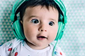 天赋型选手是这样养成的？6个月大的宝宝就能分辨音调高低图片