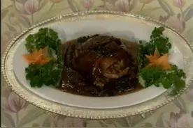 经典鲁菜《海参扒肘子》这个菜可是高大上啊！图片
