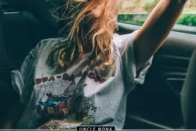 “成年人不会直接说爱你”图片