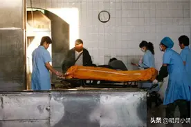 冰葬：新型的殡葬方式已在武汉试行，150斤重的人有20斤骨灰图片