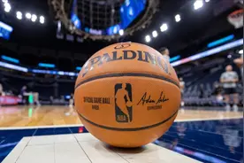 NBA常规赛17日将结束，我来捋一下东西部那乱的一锅粥一样的排名图片