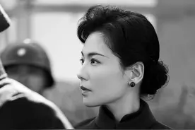 央视新剧来袭，刘涛演宋美龄，和俞飞鸿有一拼图片