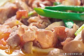 美味的番茄菌菇肥牛煲，烹饪简单，鲜酸营养，老少皆宜的居家美食图片