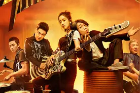 胖子说炸药不会打架子鼓，几个乐队成员一曲下来，直接惊呆了图片