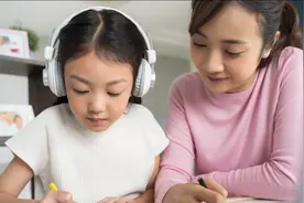 一年级的学生做作业，要做到晚上11点，这样的教学方式合理吗？图片
