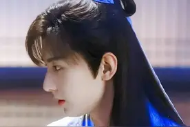 肖战和成毅，一个惊艳了时光，一个温柔了岁月。图片