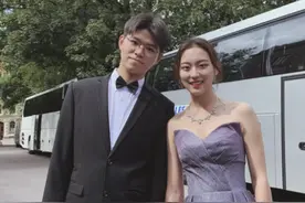 高颜值学霸情侣：大三相恋，大四双双拿下世界顶尖名校offer，将赴英国留学！图片