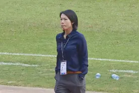 陈婉婷有望出任中国女足新帅，她是全球首位获男子足球顶级联赛冠军的女教练图片