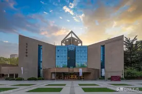 2021国内百强高校新鲜出炉！C9地位动摇，这两所大学强势“插队”图片
