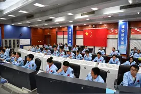 北京空间信息传输中心圆满完成天舟二号发射及交会对接天基测控任务图片