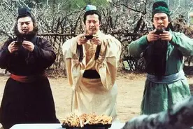 建国后，为何要把六大名著删减成四大名著，被删的两本家喻户晓图片