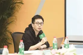 斑马AI课教育研究院院长修佳明：专注AI与教育融合 推动行业发展图片