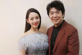 同样是晒孕肚，为啥大家不喜欢蚂蚁腰的吉娜，而是朴实的热依扎？图片