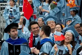中国留学生赴美签证被拒，拜登政府何以口惠而实不至？图片