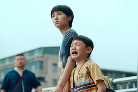 《我的姐姐》原型被扒，抛弃2岁弟弟后人生幸福，或许这才是现实图片