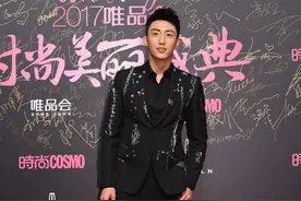 《上瘾》要重映了？回顾一下校服装的黄景瑜和许魏洲图片