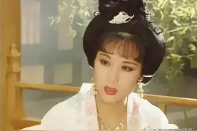 康熙为她哀叹，撞脸刘敏涛，而今完美女人却化作天人，徒留遗憾图片