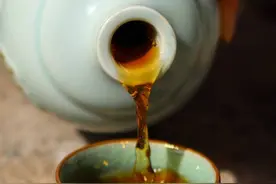 黄酒之名传千年，现在几乎没人喝，怎么还不如酒精酒？图片