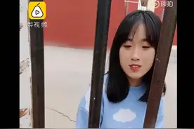 男生自带厨具隔校门给女友做饭，次次不重样图片