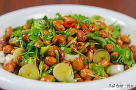 “醋泡花生”用陈醋还是香醋？很多人不明白，厨师长教你正确做法图片