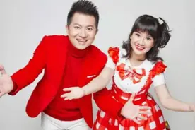 央视主持人红果果和绿泡泡堪称金牌CP，俩人的女儿如今长这样图片