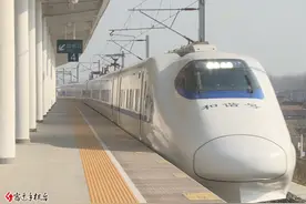 徐宿淮盐高铁通车一周年：宿迁站运输旅客超200万人次 1万多列高铁开向全国图片