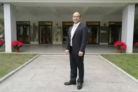 尹弘飚 | 大学生对网络教学的认同感及其影响因素分析图片