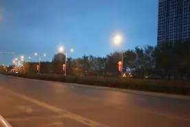人生总是不停的相遇和离别图片