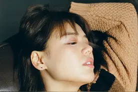 马思纯《NYLON 尼龙》三月刊封面，今日份的闺蜜视角图片