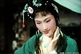泰斗级“林妹妹”走了！她这一生只有10个字：演戏复杂些，做人简单些图片