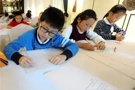 “鸡娃”已成时尚，暑期补习班依然横行，孩子上补习班补到了啥？图片