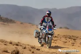 2020款非双ADV图片