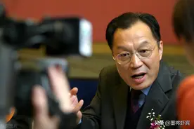 温铁军教授：第1、第2次世界大战的事实，并不像教科书说的那样子图片