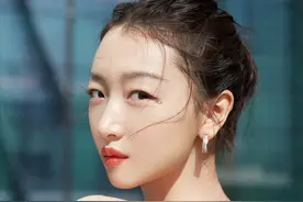 一部剧片酬上亿，力压周迅章子怡，周冬雨才是娱乐圈真富婆图片
