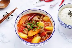 牛腩怎么做才好吃？搭配上番茄和土豆，下饭又营养图片