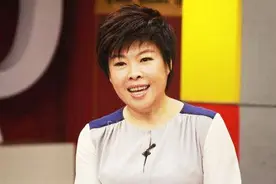 于丹到底懂不懂《论语》？历史学家朱维铮：她不知《论语》为何物图片